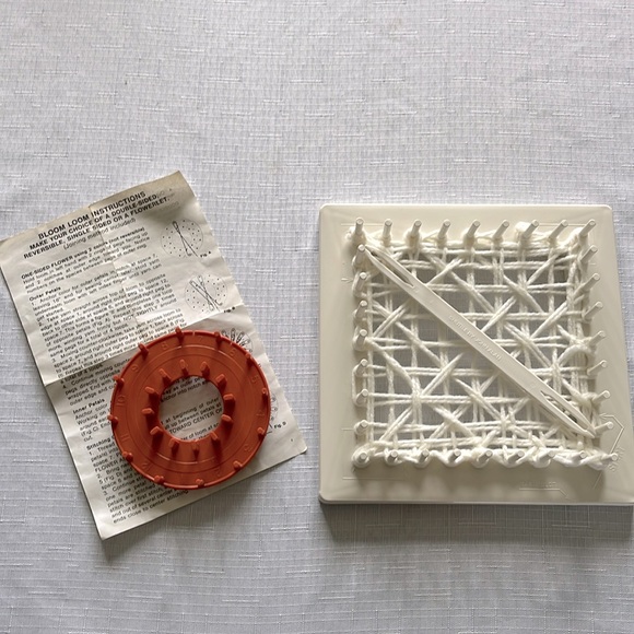 Other - SQUARE AND ROUND LAP LOOM